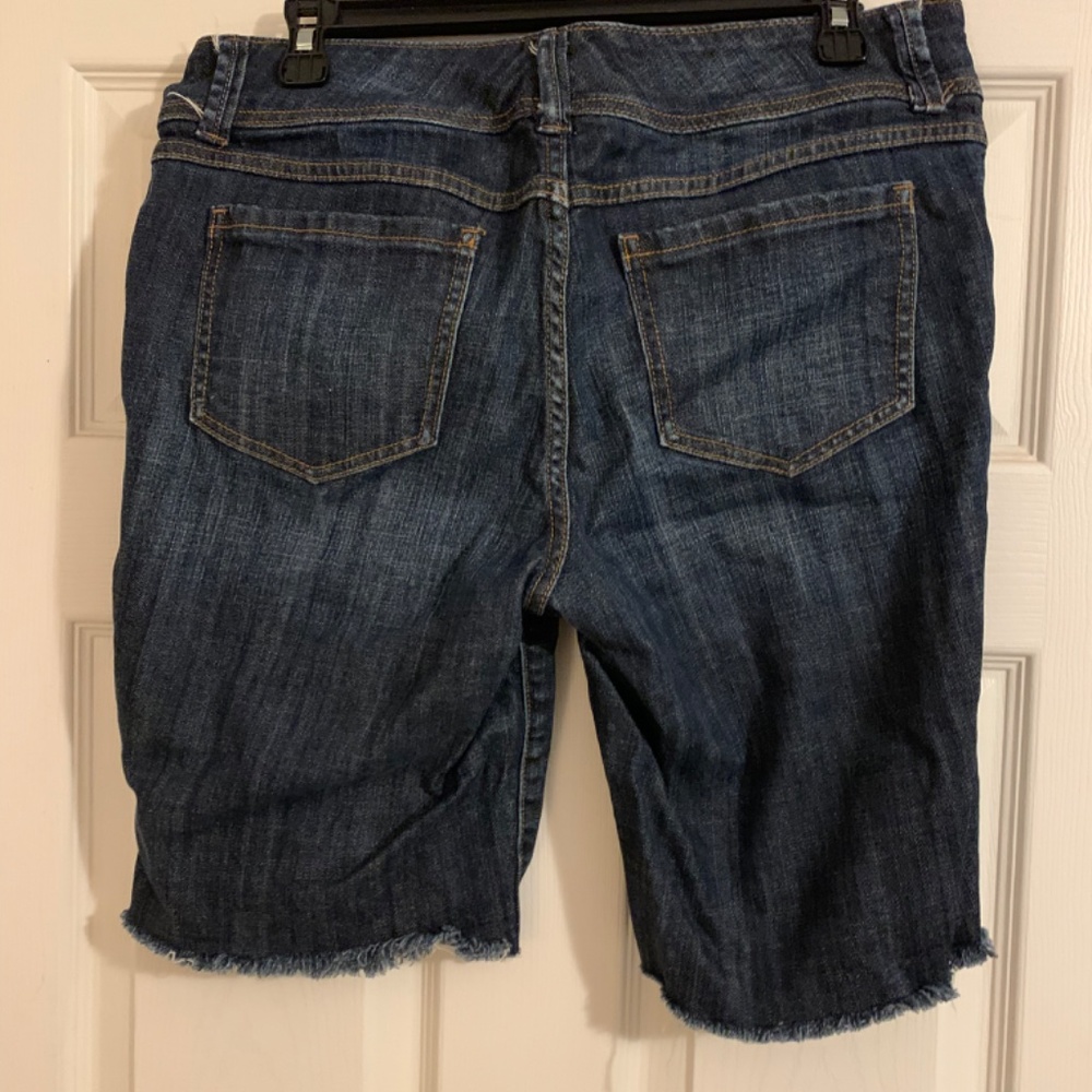 Jean shorts - Picture 2 of 2